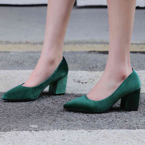 dress shoes fashion velvet women's pumps elegant high lady red green heels party wedding woman s zdba, Black
dress shoes fashion velvet women's pumps elegant high lady red green heels party wedding woman s zdba, Black