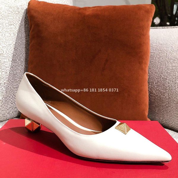sales glitter bottom spiked flat women sole shoes sequins heels party wedding pointed toe pumps, Red;white
sales glitter bottom spiked flat women sole shoes sequins heels party wedding pointed toe pumps, Red;white