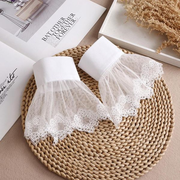 five fingers gloves women detachable sleeve fake cuffs female lace thin pleated flare false ruffles wristband decorative accessory, Blue;gray
five fingers gloves women detachable sleeve fake cuffs female lace thin pleated flare false ruffles wristband decorative accessory, Blue;gray