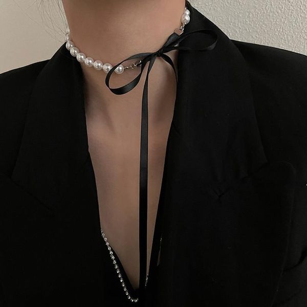 chokers elegant black velvet ribbon choker bow tie simulated pearl beads charm collar necklace gothic wedding jewelry year gifts, Golden;silver
chokers elegant black velvet ribbon choker bow tie simulated pearl beads charm collar necklace gothic wedding jewelry year gifts, Golden;silver