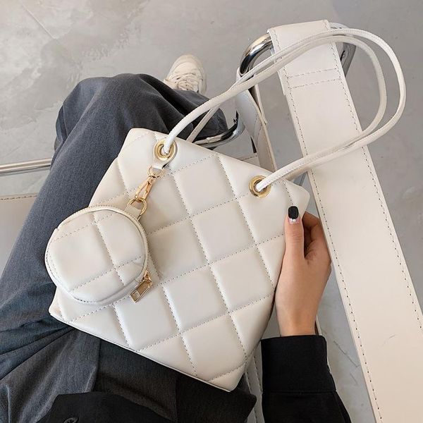 summer shoulder cross body bag ladies handbags dropship women bags 2021 fashion plaid handbag elegant casual totes
summer shoulder cross body bag ladies handbags dropship women bags 2021 fashion plaid handbag elegant casual totes