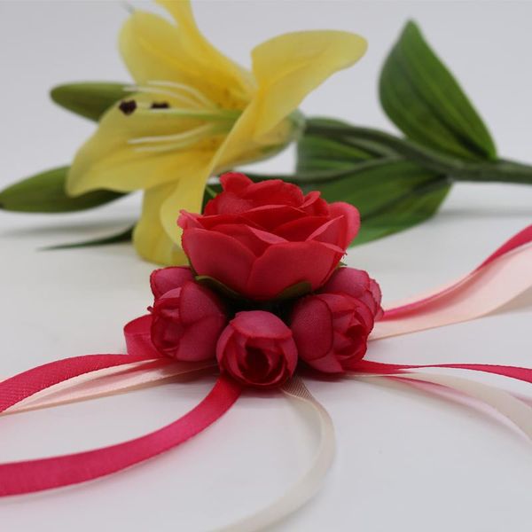 decorative flowers & wreaths 10 pcs\lot handmade custom-made red silk rose artificial wedding bridesmaid bride wrist flower female guest han
decorative flowers & wreaths 10 pcs\lot handmade custom-made red silk rose artificial wedding bridesmaid bride wrist flower female guest han