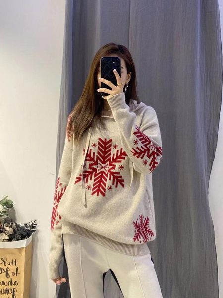 women's sweaters snowflake pattern wool sweater women hooded pullover 2021 spring runway design retro knitted jumper, White;black
women's sweaters snowflake pattern wool sweater women hooded pullover 2021 spring runway design retro knitted jumper, White;black