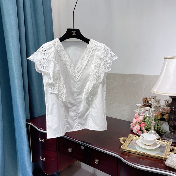 2021 summer new exquisite hollow lace blouse v-neck solid colour shirt for women korean style ruffled wooden ear slim blouse, White
2021 summer new exquisite hollow lace blouse v-neck solid colour shirt for women korean style ruffled wooden ear slim blouse, White