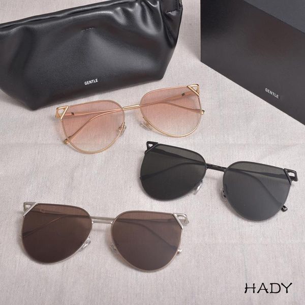 sunglasses gm 2021 fashion v brand sun glasses gentle hady big metal frame polarization uv400 lens for women men, White;black
sunglasses gm 2021 fashion v brand sun glasses gentle hady big metal frame polarization uv400 lens for women men, White;black
