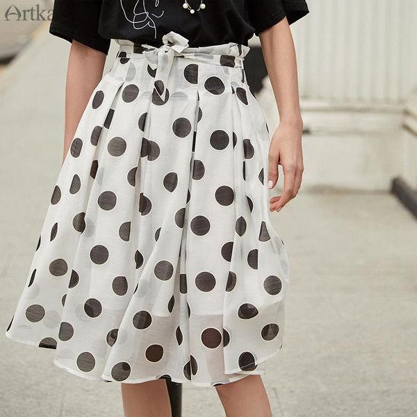 skirts artka 2021 summer women skirt retro dot print elegant sashes for fashion pleated design qa10892x, Black
skirts artka 2021 summer women skirt retro dot print elegant sashes for fashion pleated design qa10892x, Black
