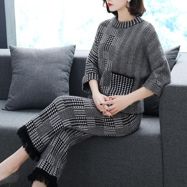 women's two piece pants fashion knitted sweater 2pcs suit women autumn solid blouse casual knitting pullover +pants set, White
women's two piece pants fashion knitted sweater 2pcs suit women autumn solid blouse casual knitting pullover +pants set, White