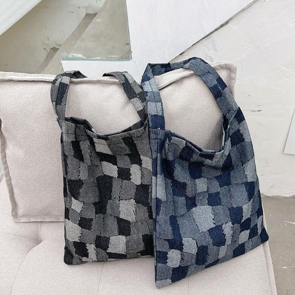 evening bags 2021 casual girls brief hand splicing color stitching large capacity shoulder shopping tote bag for women
evening bags 2021 casual girls brief hand splicing color stitching large capacity shoulder shopping tote bag for women