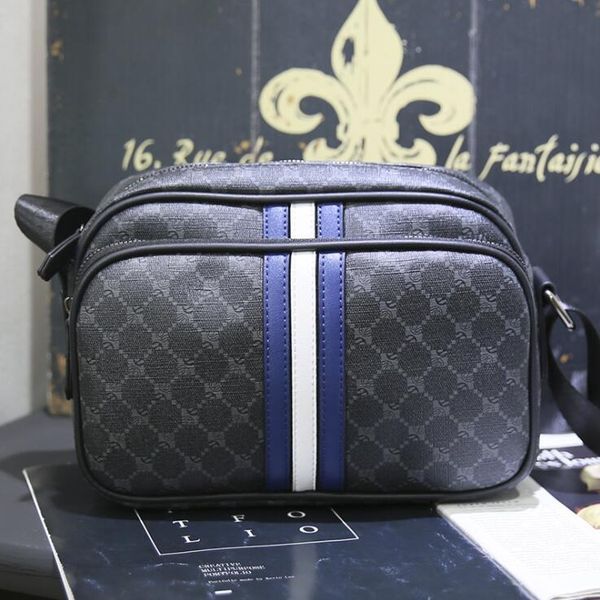 wholesale factory men leather shoulder bag business leisure commuter postman printed backpack multifunctional outdoor light plaid fashion ha
wholesale factory men leather shoulder bag business leisure commuter postman printed backpack multifunctional outdoor light plaid fashion ha