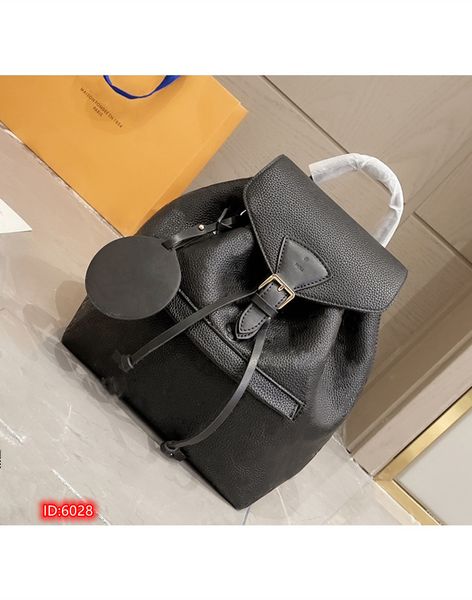 women's classic fashion luxury designer brand backpack bag wallet genuine leather printing flower shoulder pillow handbag 25cm
women's classic fashion luxury designer brand backpack bag wallet genuine leather printing flower shoulder pillow handbag 25cm