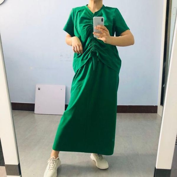 skirts will see design long thin dresses straight around the neck short sleeve stylish Korea style dress solid color, Black
skirts will see design long thin dresses straight around the neck short sleeve stylish Korea style dress solid color, Black