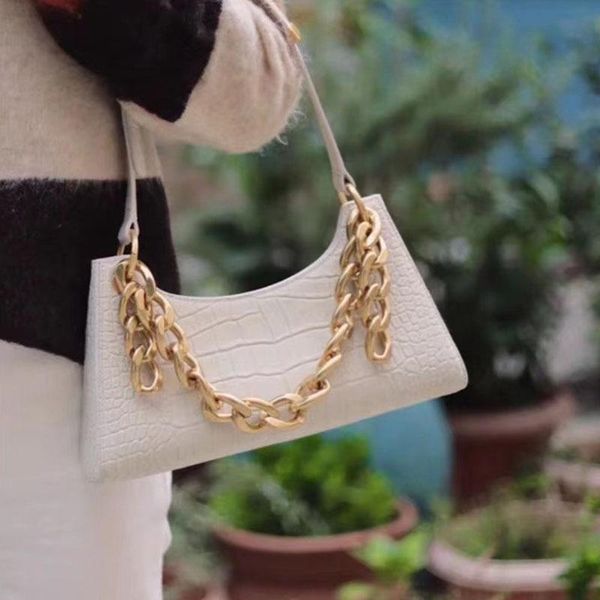 evening bags fashion chain bag european style solid color crocodile pattern thick women shoulder retro lady underarm baguette
evening bags fashion chain bag european style solid color crocodile pattern thick women shoulder retro lady underarm baguette