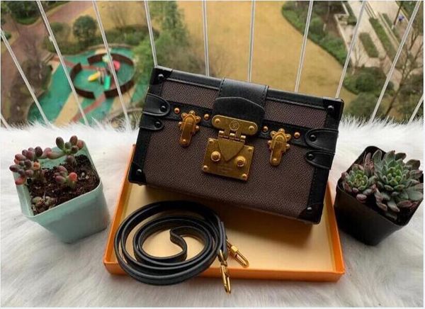 women fashion handbags shoulder bags cross body clutch totes classic retro round barrel decoration casual large capacity handbag tote ty
women fashion handbags shoulder bags cross body clutch totes classic retro round barrel decoration casual large capacity handbag tote ty