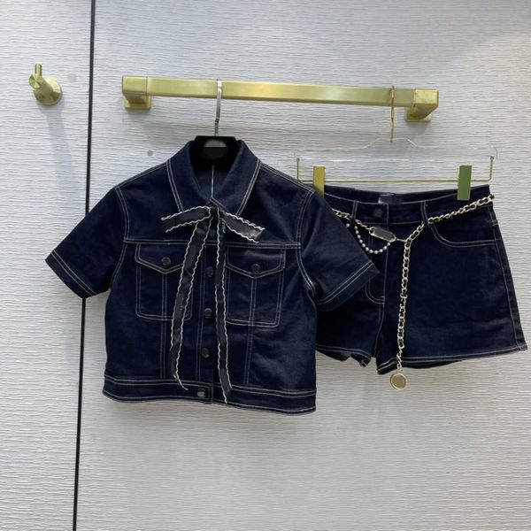 2021 women's two piece pants lapel neck short sleeve print coat and shorts brand same style 2 pieces sets 0616-1, White
2021 women's two piece pants lapel neck short sleeve print coat and shorts brand same style 2 pieces sets 0616-1, White