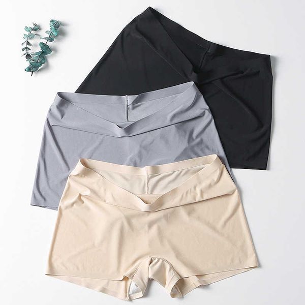 women's panties summer safety short ice silk underpant seamless anti-glare ladies pants girl boxer briefs cozy female underwear, Black;white
women's panties summer safety short ice silk underpant seamless anti-glare ladies pants girl boxer briefs cozy female underwear, Black;white