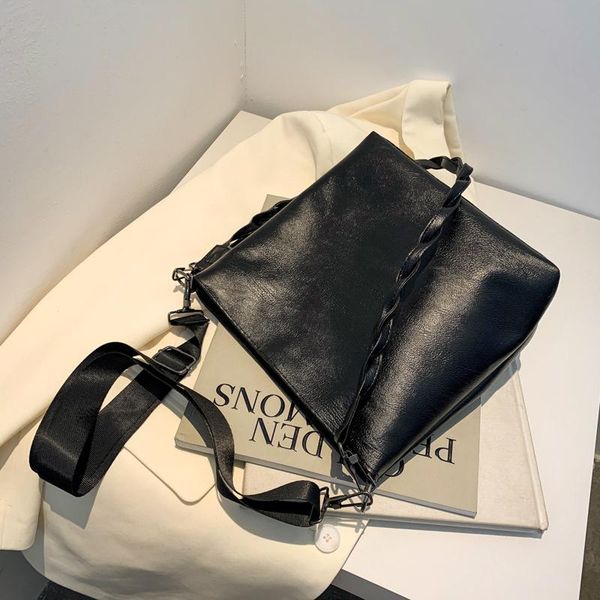 bag women's messenger large capacity shoulder 2021 trendy versatile ins wide strap niche bucket cosmetic bags & cases
bag women's messenger large capacity shoulder 2021 trendy versatile ins wide strap niche bucket cosmetic bags & cases