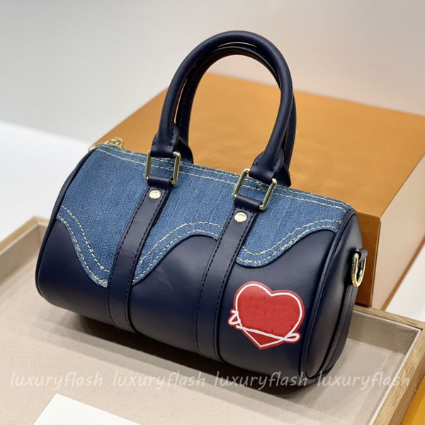 2021 new joint denim crossbody bags xs pillow bag designer womens handbags men cross body shoulder purse blue black stitching high quality
2021 new joint denim crossbody bags xs pillow bag designer womens handbags men cross body shoulder purse blue black stitching high quality