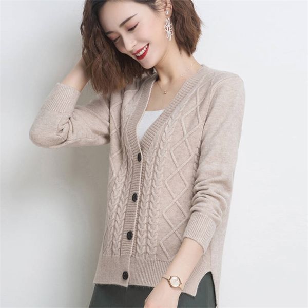 spring autumn women's cardigan solid color loose knit korean style casual wild female sweater gx272 210507, White;black
spring autumn women's cardigan solid color loose knit korean style casual wild female sweater gx272 210507, White;black