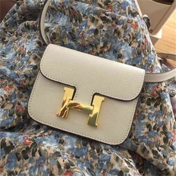 70% s mini kangkang buckle small square pig nose chain new stewardess bag single shoulder messenger bag
70% s mini kangkang buckle small square pig nose chain new stewardess bag single shoulder messenger bag