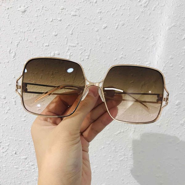 75% off outlet store online bal fashion french net red women's show square metal personality trendy men's sunglasses, White;black
75% off outlet store online bal fashion french net red women's show square metal personality trendy men's sunglasses, White;black