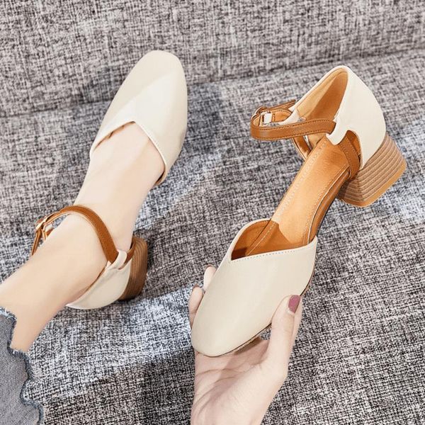 dress shoes comfortable aunt women baotou pumps summer sandals low-heeled daily work ladies, Black
dress shoes comfortable aunt women baotou pumps summer sandals low-heeled daily work ladies, Black