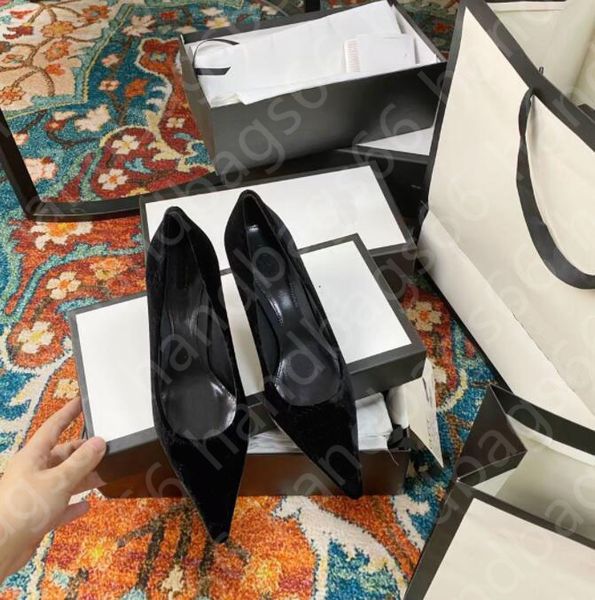2021 new sandal point-toe high heels super soft fabric with multi-color heel height of 8.5cm, Black
2021 new sandal point-toe high heels super soft fabric with multi-color heel height of 8.5cm, Black