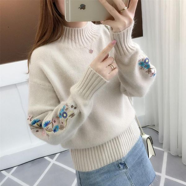 women's sweaters 2021 half high necked sweater, thickened winter short jacket, korean version, loose outer garment., White;black
women's sweaters 2021 half high necked sweater, thickened winter short jacket, korean version, loose outer garment., White;black
