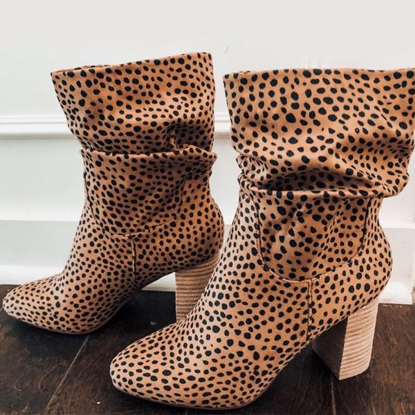 boots leapard women mid calf woman pleated suede square high heel autumn winter female shoe 2021 ladies casual footwear big size, Black
boots leapard women mid calf woman pleated suede square high heel autumn winter female shoe 2021 ladies casual footwear big size, Black