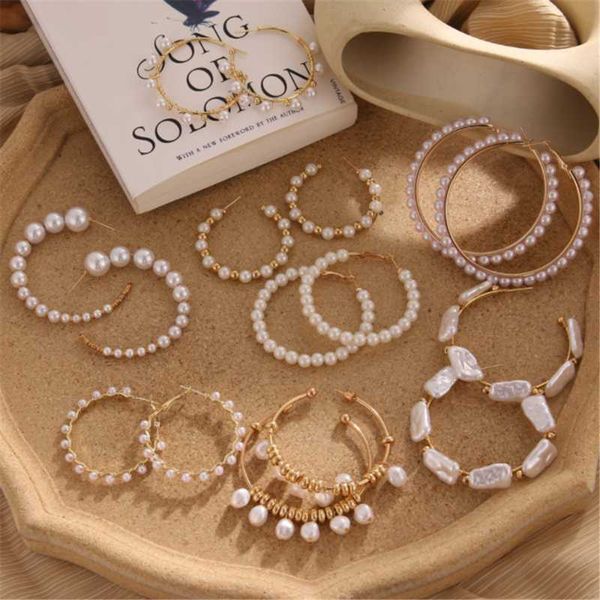 hoop & huggie diezi fashion baroque imitation pearl circle earrings for women 2021 irregular geometric jewelry brincos female, Golden;silver
hoop & huggie diezi fashion baroque imitation pearl circle earrings for women 2021 irregular geometric jewelry brincos female, Golden;silver