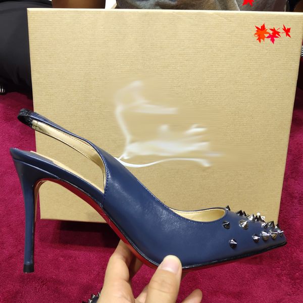 2021 good quality fashion women luxurys designers shoes designer sandals womens luxury high heels sandal dress shoess with box size 35-41 -k, Black
2021 good quality fashion women luxurys designers shoes designer sandals womens luxury high heels sandal dress shoess with box size 35-41 -k, Black