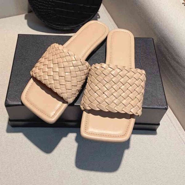 70% off wholesale sandals flip-flops new summer beach slipper shoe hand woven woman flipflops square toe slip on lazy mullers shoes casual o, Black
70% off wholesale sandals flip-flops new summer beach slipper shoe hand woven woman flipflops square toe slip on lazy mullers shoes casual o, Black