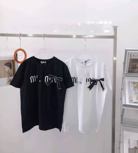 luxury design spring and summer fashion diamond bow short sleeve round neck loose three dimensional embroidery women's t-shirt, White
luxury design spring and summer fashion diamond bow short sleeve round neck loose three dimensional embroidery women's t-shirt, White