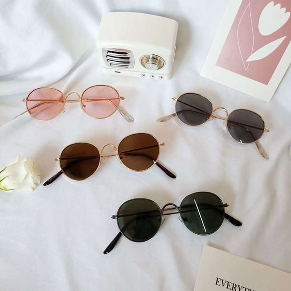 design round frame kids girl black retro anti fashion uva baby wild british style metals sunglasses decoration
design round frame kids girl black retro anti fashion uva baby wild british style metals sunglasses decoration