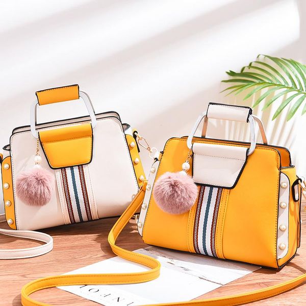 evening bags shoulder bag with hairball women luxury handbags casual tote female designer high-grade scrub leather messenger
evening bags shoulder bag with hairball women luxury handbags casual tote female designer high-grade scrub leather messenger