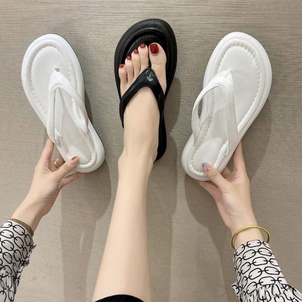 slippers rubber flip flops shoes soft slipers women low slides fashion hawaiian comfort 2021 summer luxury flat rome fabric pu s, Black
slippers rubber flip flops shoes soft slipers women low slides fashion hawaiian comfort 2021 summer luxury flat rome fabric pu s, Black
