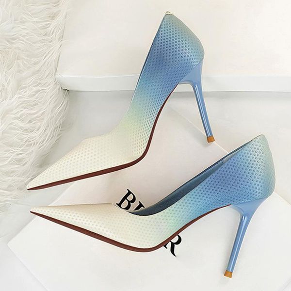 dress shoes 2021 women 9.5cm high heels silk blue weave pumps lady gradient color satin girls scarpins fetish bride pink, Black
dress shoes 2021 women 9.5cm high heels silk blue weave pumps lady gradient color satin girls scarpins fetish bride pink, Black