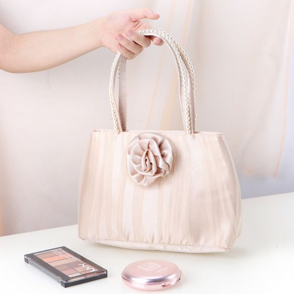 rose veil handbag simple one shoulder business dinner large capacity commuting versatile fairy bride bag
rose veil handbag simple one shoulder business dinner large capacity commuting versatile fairy bride bag