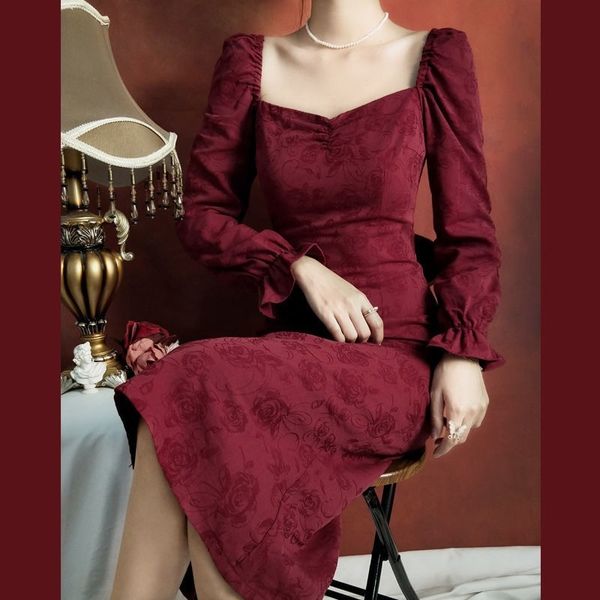 wonder vintage long sleeve backless bodycon ruched dress off shoulder floral franch style vestidos 210510, Black;gray
wonder vintage long sleeve backless bodycon ruched dress off shoulder floral franch style vestidos 210510, Black;gray