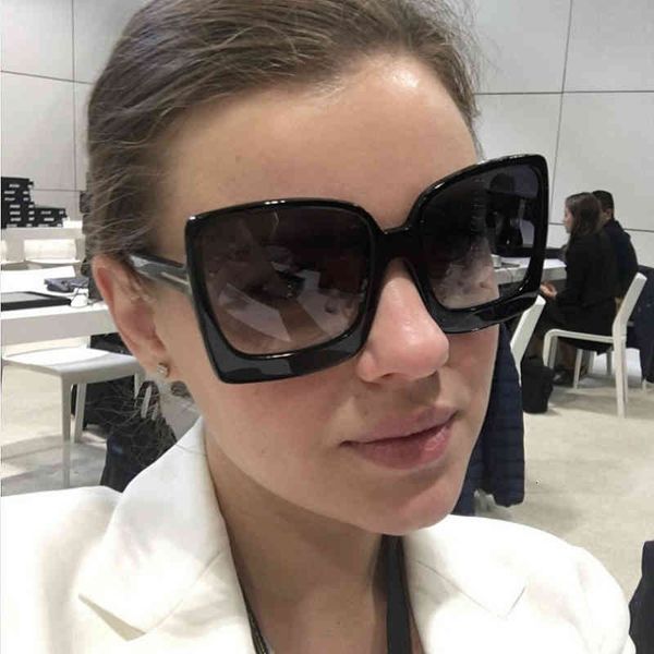 sun glasses d&t fashion oversized women glasses brand designer plastic female big frame gradient uv400 gafas de sol mujer, White;black
sun glasses d&t fashion oversized women glasses brand designer plastic female big frame gradient uv400 gafas de sol mujer, White;black