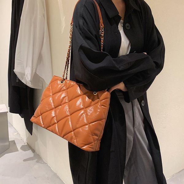 evening bags ladies casual rhombic chain large capacity shoulder bag 2021 female fashion messenger commuter handbag
evening bags ladies casual rhombic chain large capacity shoulder bag 2021 female fashion messenger commuter handbag