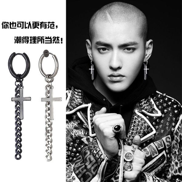 bracelet korean premium tassel chain earrings men's trendy no ear holes titanium steel earrings star same, Golden;silver
bracelet korean premium tassel chain earrings men's trendy no ear holes titanium steel earrings star same, Golden;silver
