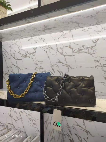 luxury handbags zar & a new women's bag large capacity quilted single shoulder messenger bag 16525610040
luxury handbags zar & a new women's bag large capacity quilted single shoulder messenger bag 16525610040