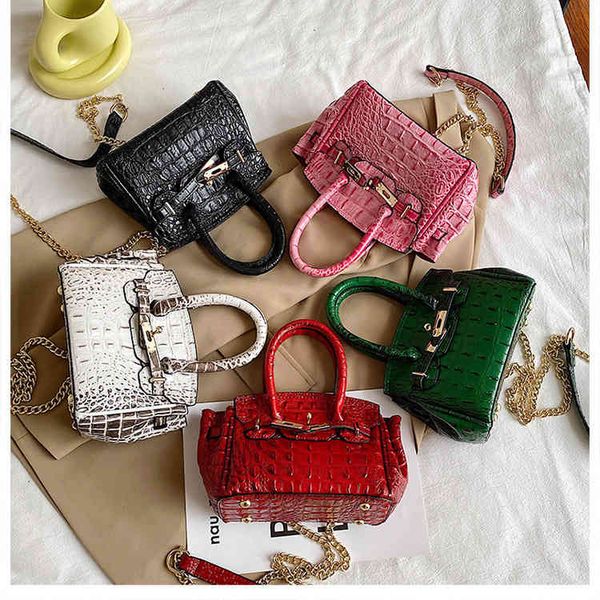 factory outlet design new foreign style messenger handbag leisure simple one shoulder bag fashion
factory outlet design new foreign style messenger handbag leisure simple one shoulder bag fashion