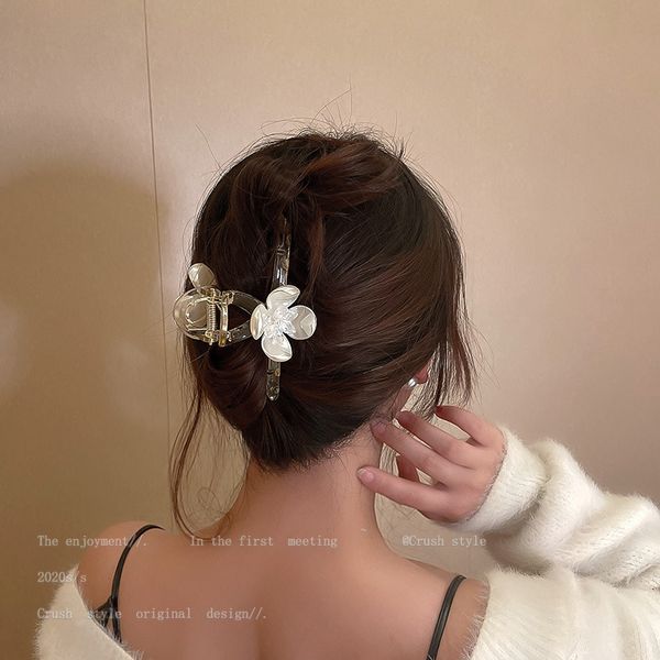 forest natural style flower resin water drill shark clip hairpin simple fashion net red little fresh hairpin girl, Golden;silver
forest natural style flower resin water drill shark clip hairpin simple fashion net red little fresh hairpin girl, Golden;silver