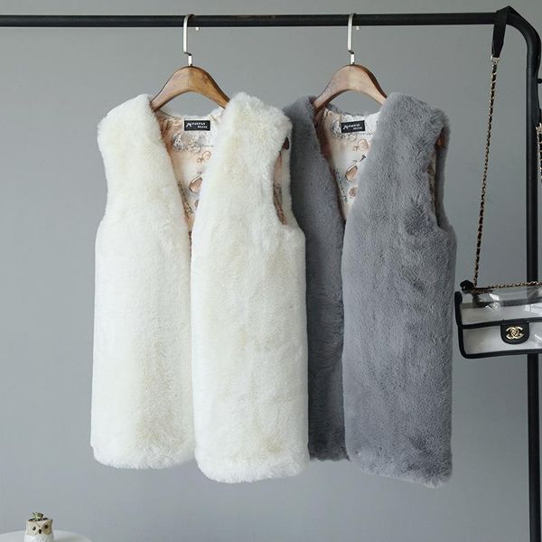 women's vests fashion trend set sleeveless faux fur mid-length vest wool top, Black;white
women's vests fashion trend set sleeveless faux fur mid-length vest wool top, Black;white
