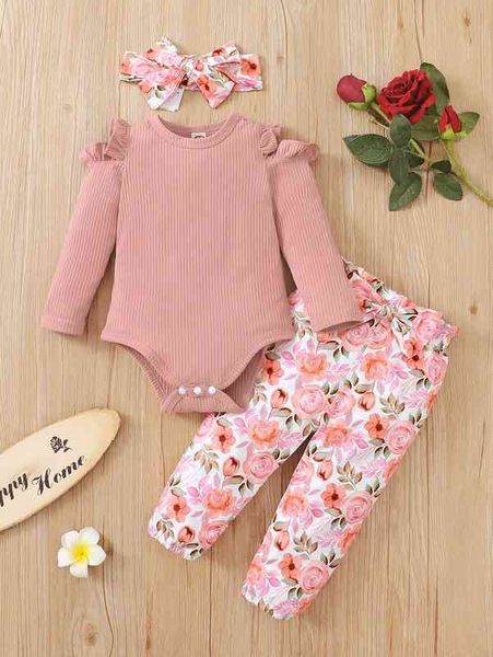 baby ruffle trim cold shoulder bodysuit & floral print pants with headband she, White
baby ruffle trim cold shoulder bodysuit & floral print pants with headband she, White