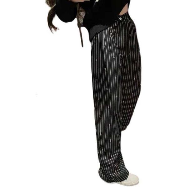 women's pants & capris suit pants stripe straps loose flab model thin b029, Black;white
women's pants & capris suit pants stripe straps loose flab model thin b029, Black;white