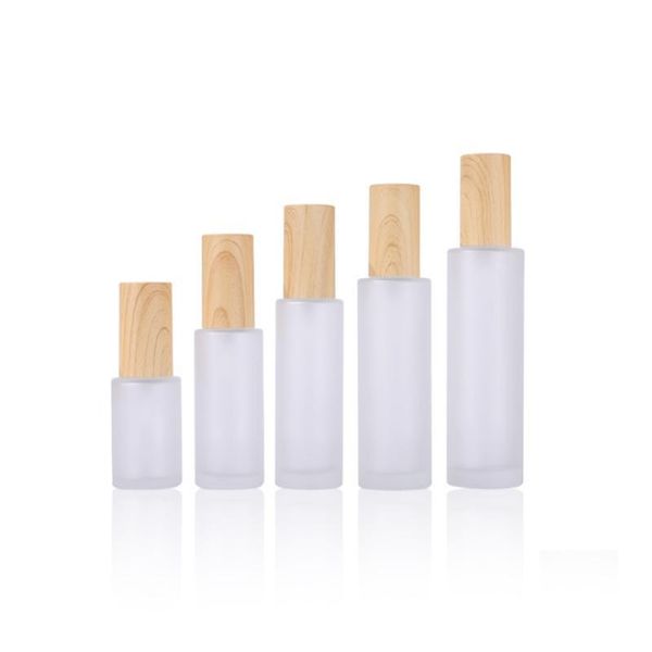 2021 50pcs 20ml~120ml frost glass lotion spray bottles 50ml empty matte emulsion liquid bottle with wood lines plastic cap storage & jars
2021 50pcs 20ml~120ml frost glass lotion spray bottles 50ml empty matte emulsion liquid bottle with wood lines plastic cap storage & jars