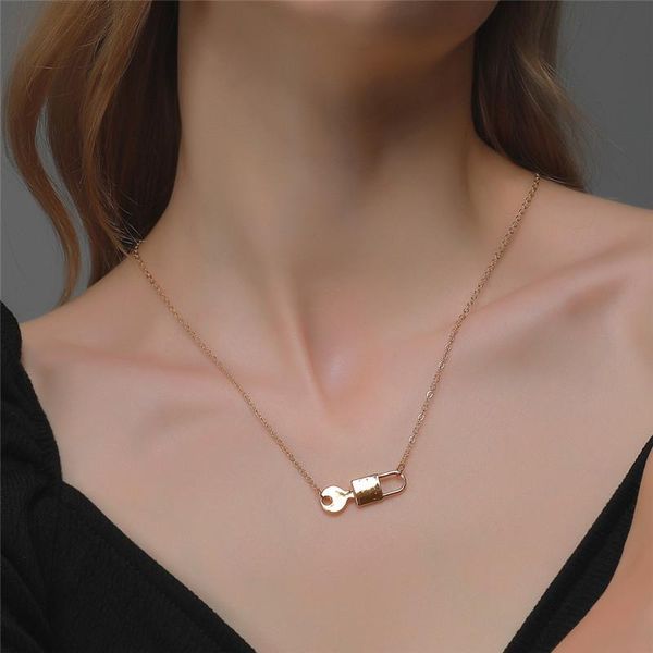 fashion key padlock pendant necklace for women gold silver color chain lock punk jewelry necklaces
fashion key padlock pendant necklace for women gold silver color chain lock punk jewelry necklaces