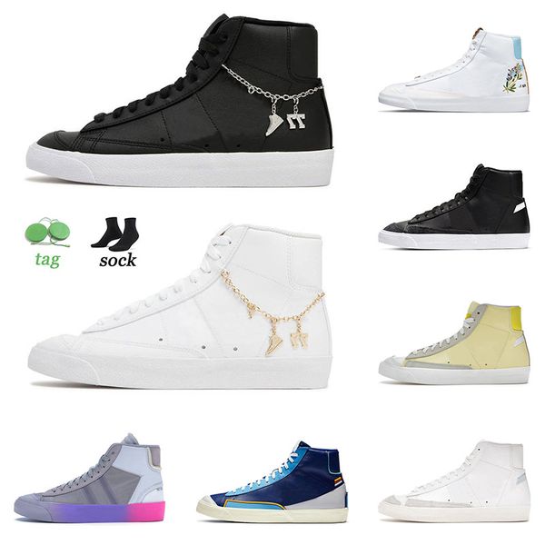 2022 arrival sports blazer mid 77 running shoes black pendants white multi team red wolf grey indigo hallows eve popcorn sneakers trainers 3
2022 arrival sports blazer mid 77 running shoes black pendants white multi team red wolf grey indigo hallows eve popcorn sneakers trainers 3
